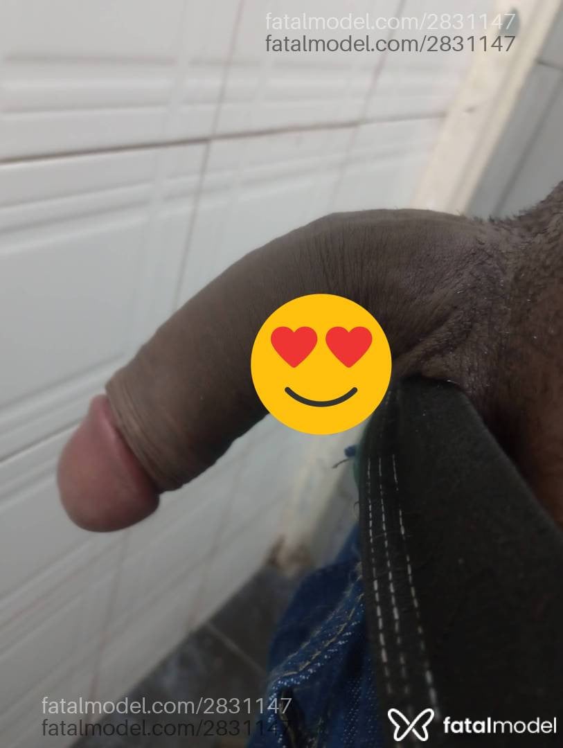 Acompanhante homem sem cabelo de olhos castanhos em Poços de Caldas - Juan
