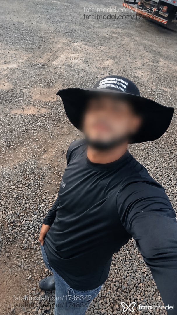 Acompanhante homem morena (o) de olhos pretos em Porto Velho - Dias Silva