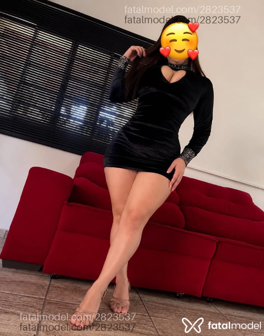 Acompanhante mulher com cabelo castanho de olhos castanhos em Campinas - Kelly Sanchez