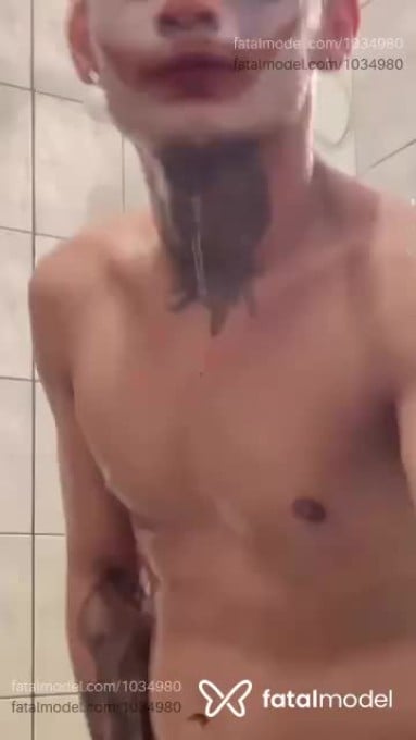 Acompanhante homem com cabelo castanho de olhos castanhos - Matheus Acompanhante homem com cabelo castanho de olhos castanhos - Matheus