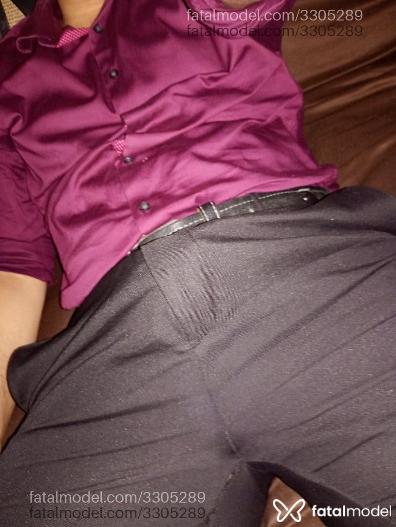 Acompanhante homem com cabelo castanho de olhos castanhos em Porto Alegre - Jeans