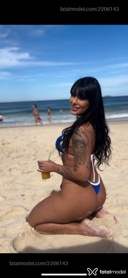 Acompanhante mulher morena (o) de olhos castanhos em Porto Alegre - Lua