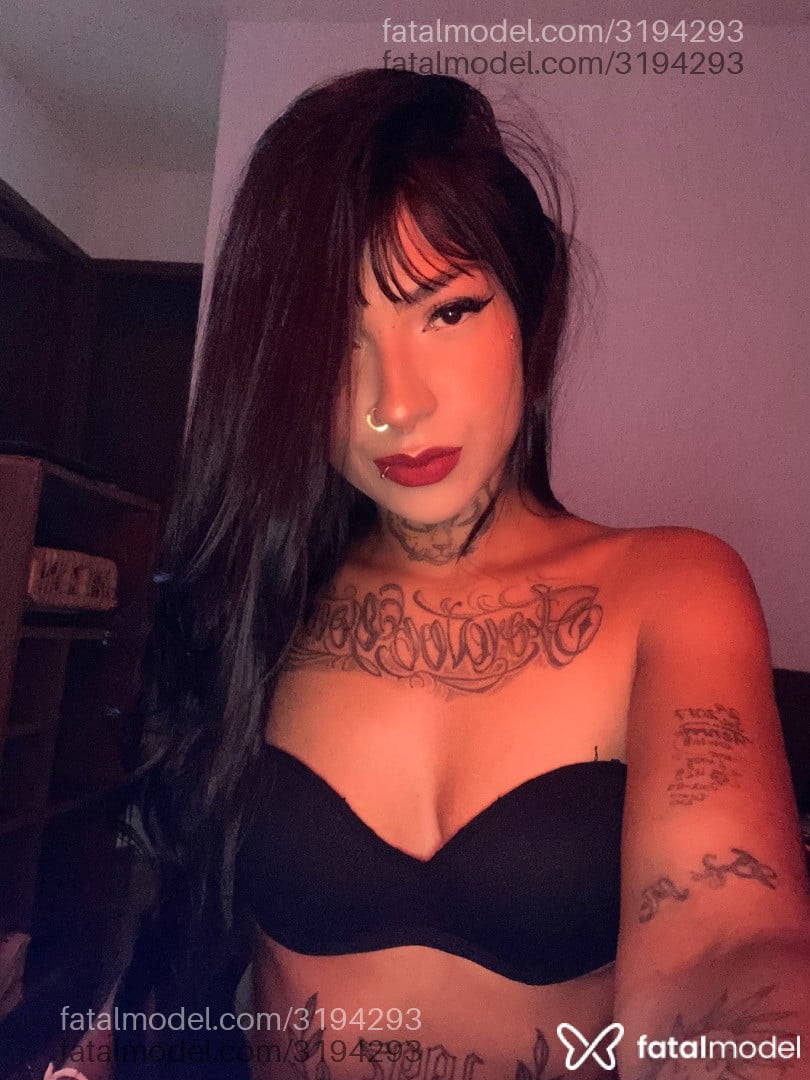 Acompanhante mulher morena (o) de olhos castanhos em Porto Alegre Acompanhante mulher morena (o) de olhos castanhos em Porto Alegre - Tainá