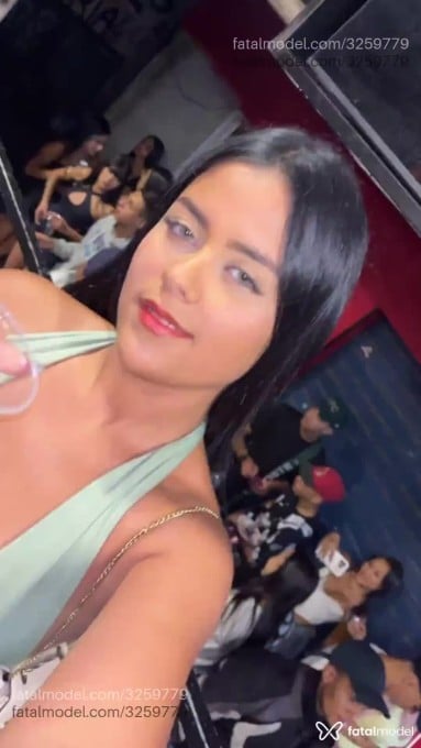Acompanhante mulher morena (o) de olhos verdes em São Paulo - Manu Santos