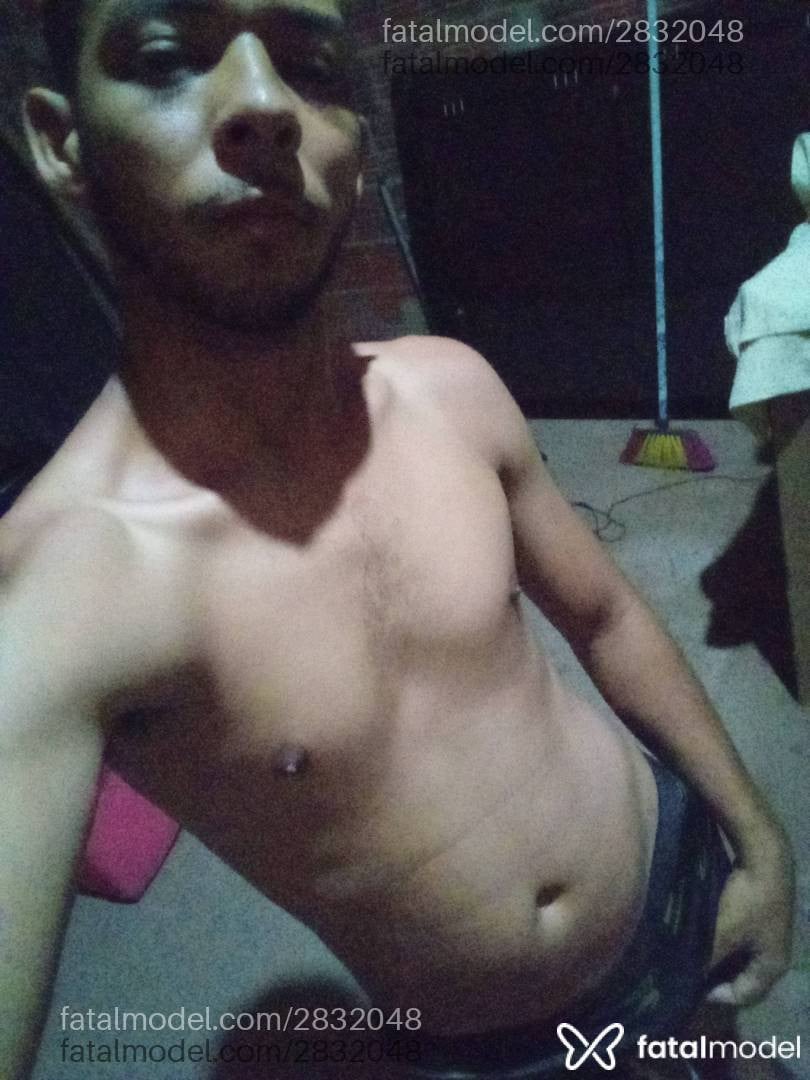 Acompanhante homem com cabelo grisalho de olhos castanhos em Petrolina - Joandson