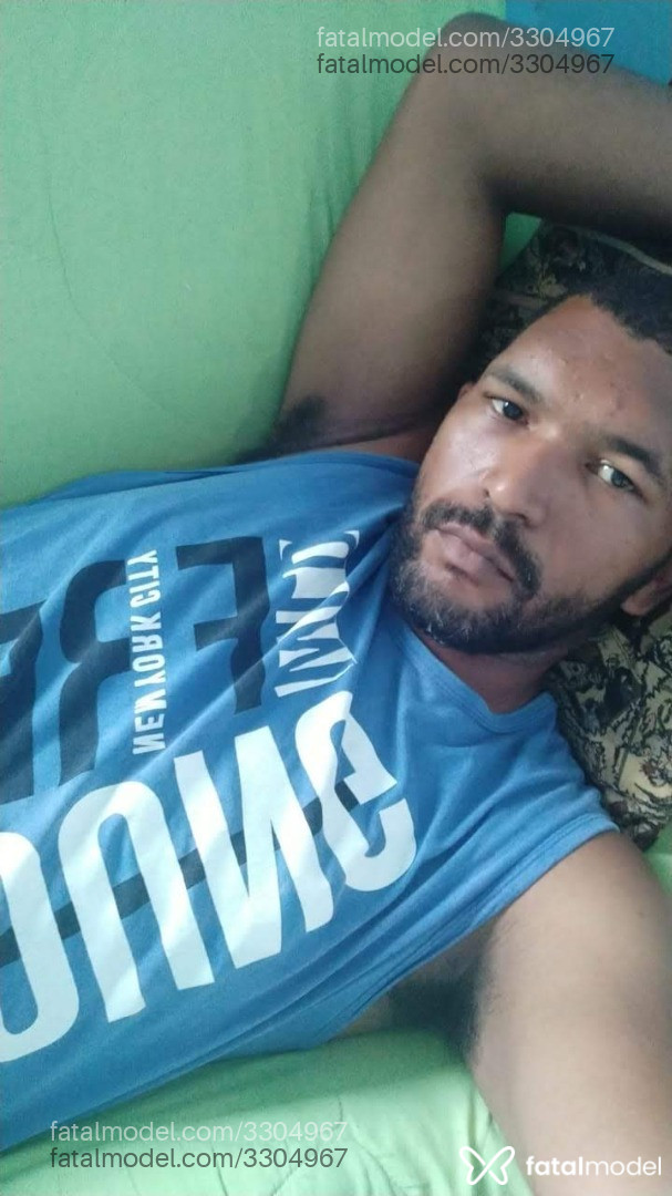 Acompanhante homem morena (o) de olhos pretos em Niterói Acompanhante homem morena (o) de olhos pretos em Niterói - Castiel