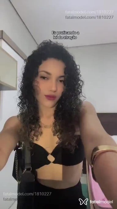 Acompanhante mulher com cabelo castanho de olhos castanhos em Ariquemes - Líliti