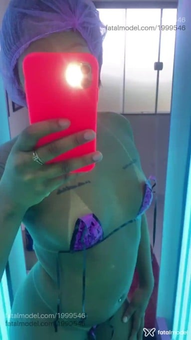 Acompanhante mulher morena (o) de olhos pretos - Bruna Acompanhante mulher morena (o) de olhos pretos - Bruna