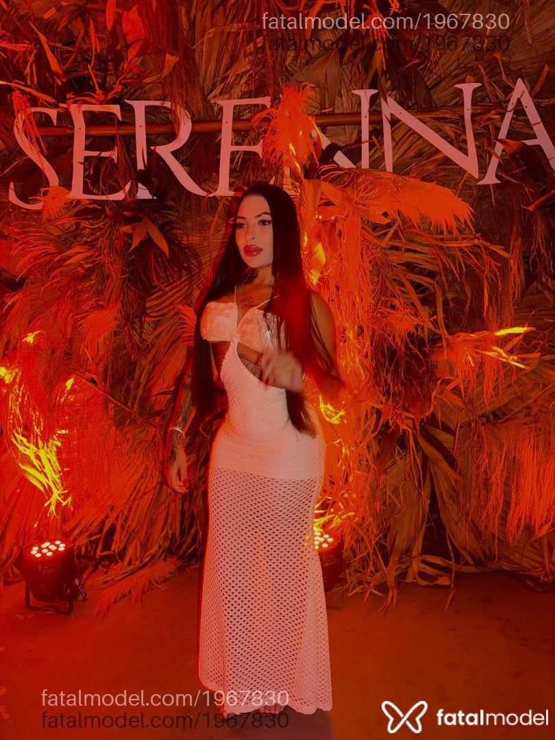 Acompanhante mulher morena (o) de olhos mel - Flavia Acompanhante mulher morena (o) de olhos mel - Flavia