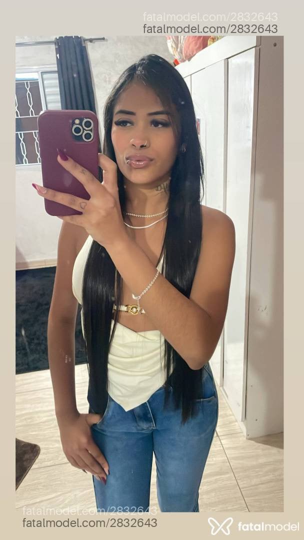 Acompanhante mulher morena (o) de olhos castanhos em Extrema - Palloma Dantas