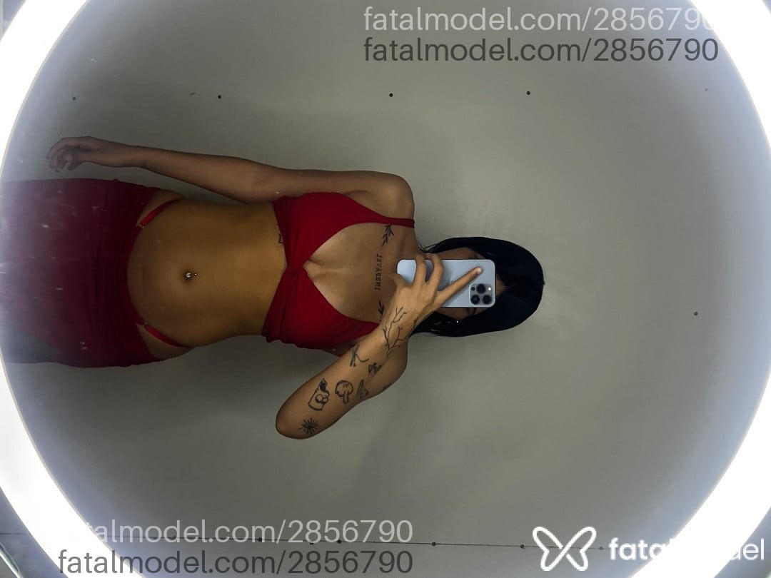 Acompanhante mulher morena (o) de olhos castanhos em Maracanaú Acompanhante mulher morena (o) de olhos castanhos em Maracanaú - Sthefanny Silva