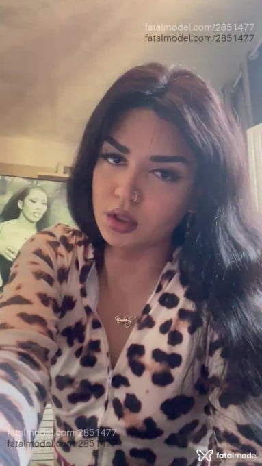 Acompanhante mulher trans morena (o) de olhos castanhos em São Paulo - Babalu