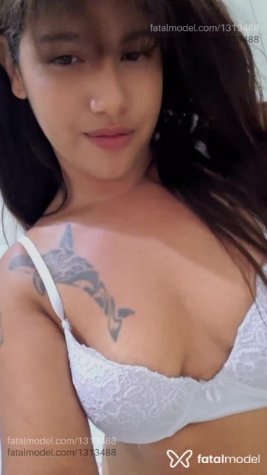 Acompanhante mulher com cabelo castanho de olhos castanhos em Feira de Santana - Cris Barcelos
