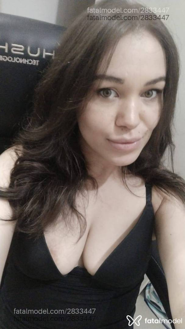 Acompanhante mulher com cabelo castanho de olhos verdes em São Paulo Acompanhante mulher com cabelo castanho de olhos verdes em São Paulo - Aline Gomes