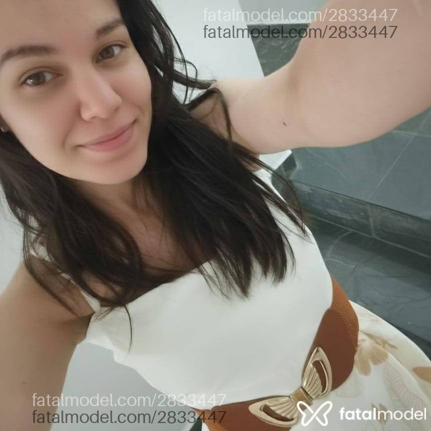 Acompanhante mulher com cabelo castanho de olhos verdes em São Paulo Acompanhante mulher com cabelo castanho de olhos verdes em São Paulo - Aline Gomes