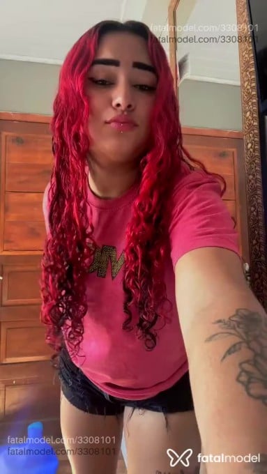 Acompanhante mulher ruiva (o) de olhos castanhos em Porto Alegre - Kemily