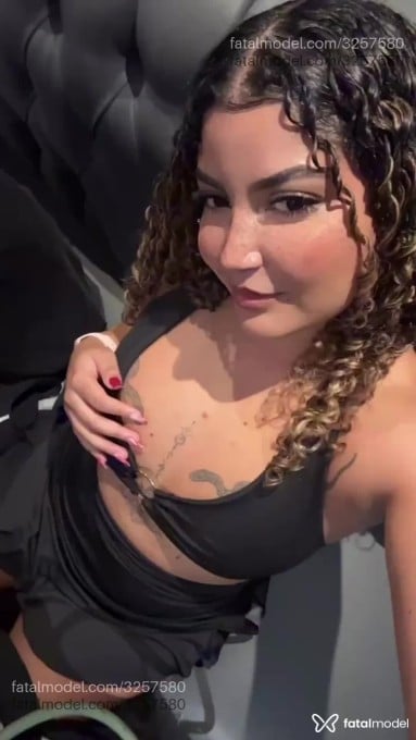 Acompanhante mulher com cabelo castanho de olhos castanhos em São Paulo - Assis