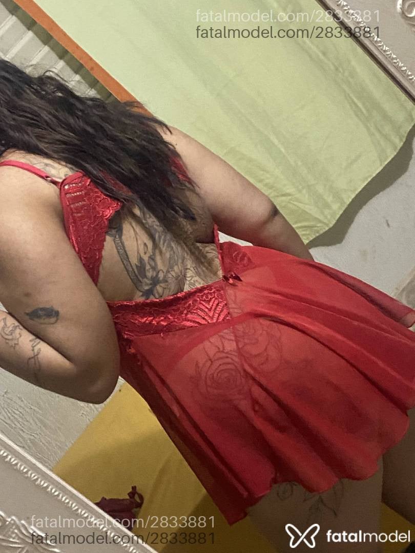 Acompanhante mulher morena (o) de olhos castanhos - Tiffy