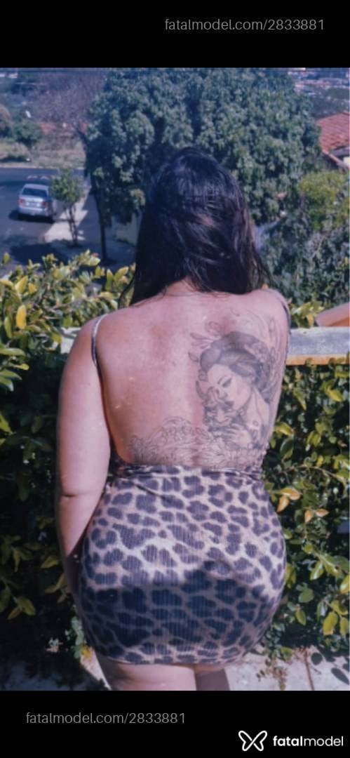 Acompanhante mulher morena (o) de olhos castanhos - Tiffy