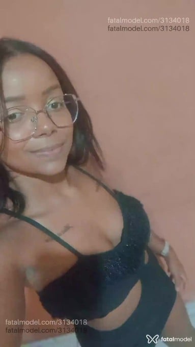 Acompanhante mulher morena (o) de olhos castanhos em Aparecida de Goiânia - Patizinha
