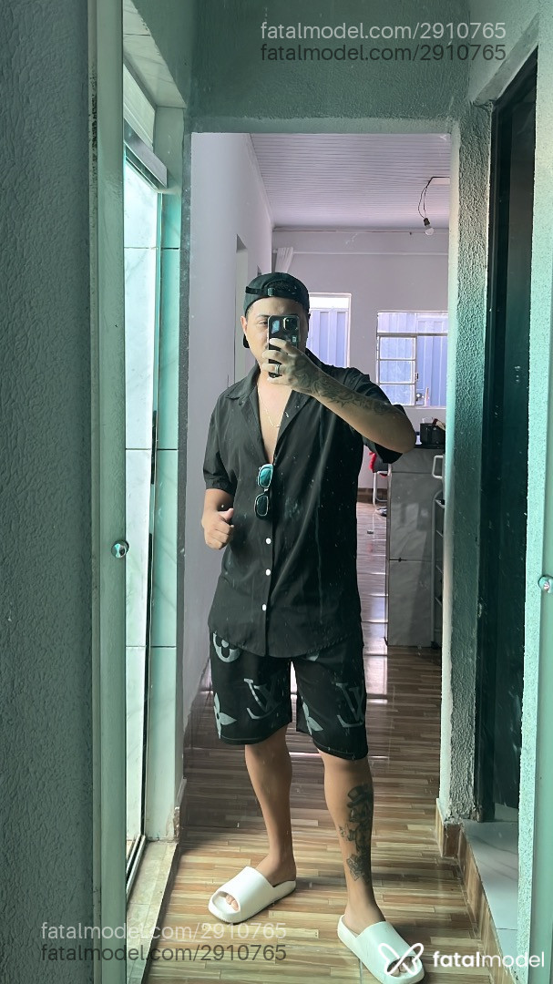 Acompanhante homem morena (o) de olhos castanhos - Diego Santos
