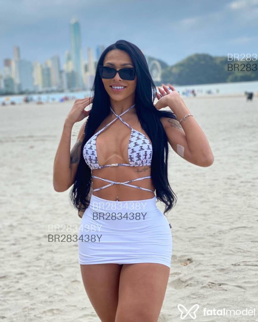 Acompanhante travesti morena (o) de olhos castanhos em São Paulo - Louyse Hills