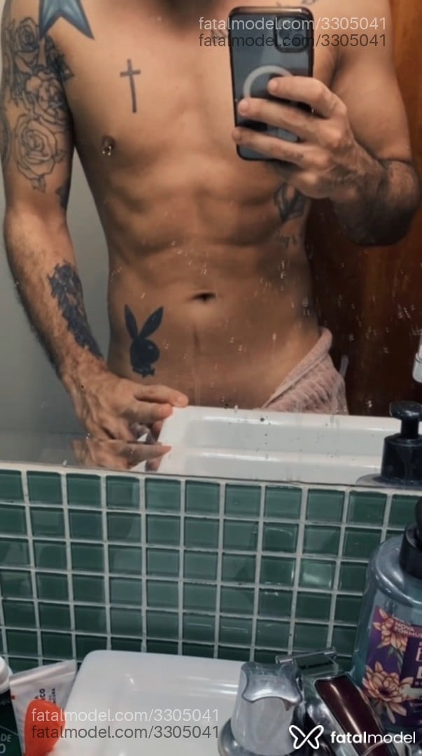 Acompanhante homem morena (o) de olhos castanhos em Rio de Janeiro - Joao