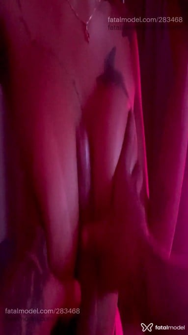 Acompanhante mulher trans com cabelo castanho de olhos castanhos em Franca Acompanhante mulher trans com cabelo castanho de olhos castanhos em Franca - Anita