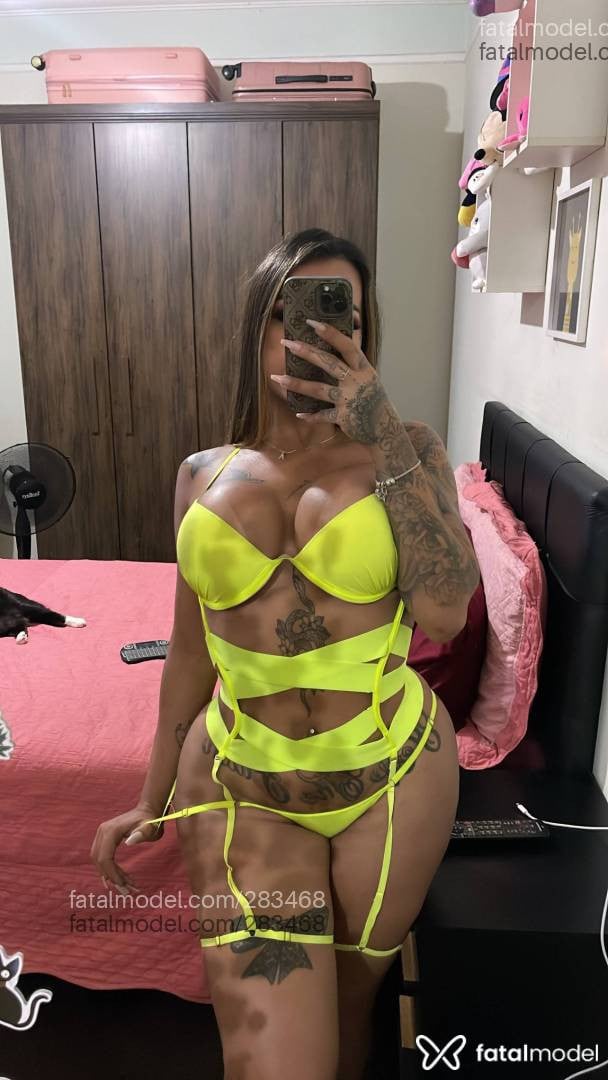Acompanhante mulher trans com cabelo castanho de olhos castanhos em Franca Acompanhante mulher trans com cabelo castanho de olhos castanhos em Franca - Anita