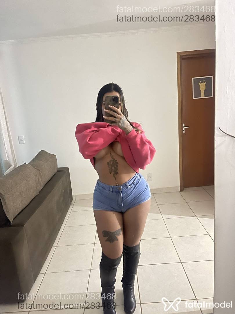 Acompanhante mulher trans com cabelo castanho de olhos castanhos em Franca Acompanhante mulher trans com cabelo castanho de olhos castanhos em Franca - Anita