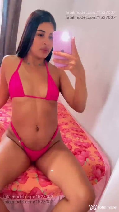 Acompanhante mulher morena (o) de olhos pretos em Belo Horizonte - Débora