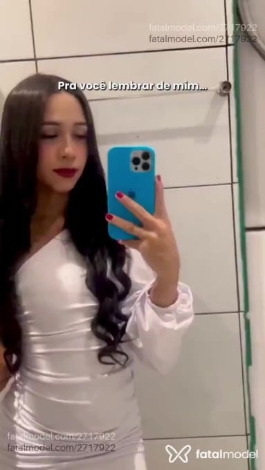 Acompanhante mulher trans com cabelo castanho de olhos castanhos em Porto Seguro - Sereiazinha