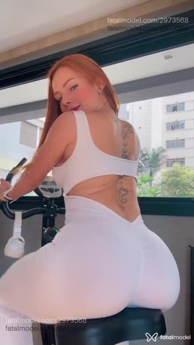 Acompanhante mulher ruiva (o) de olhos mel em Campinas Acompanhante mulher ruiva (o) de olhos mel em Campinas - Isabela Justino