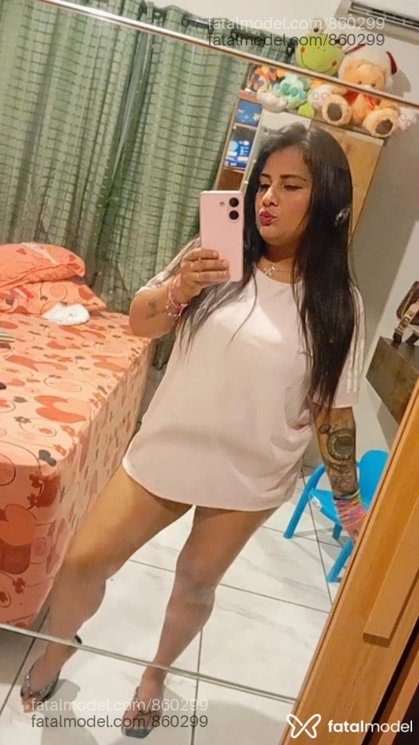 Acompanhante mulher com cabelo castanho de olhos castanhos em Sapezal - Kelly
