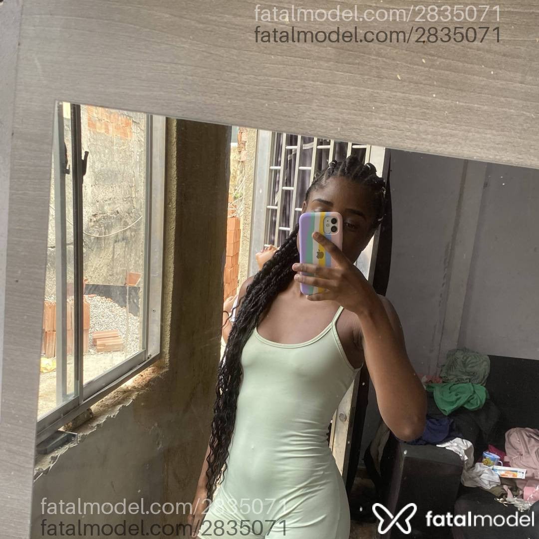 Acompanhante mulher morena (o) de olhos pretos em Rio de Janeiro Acompanhante mulher morena (o) de olhos pretos em Rio de Janeiro - Kemilly Ni