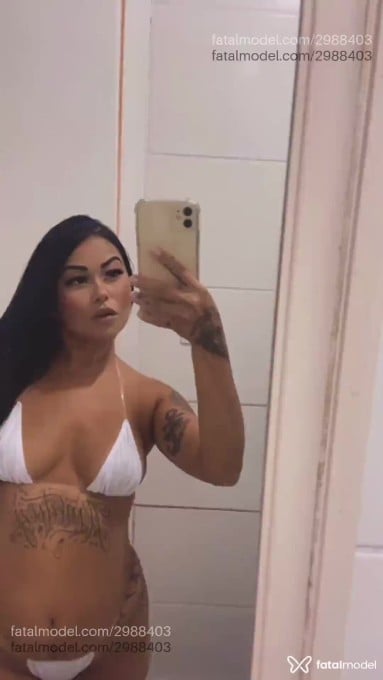 Acompanhante mulher morena (o) de olhos pretos em Medianeira Acompanhante mulher morena (o) de olhos pretos em Medianeira - Ayumi