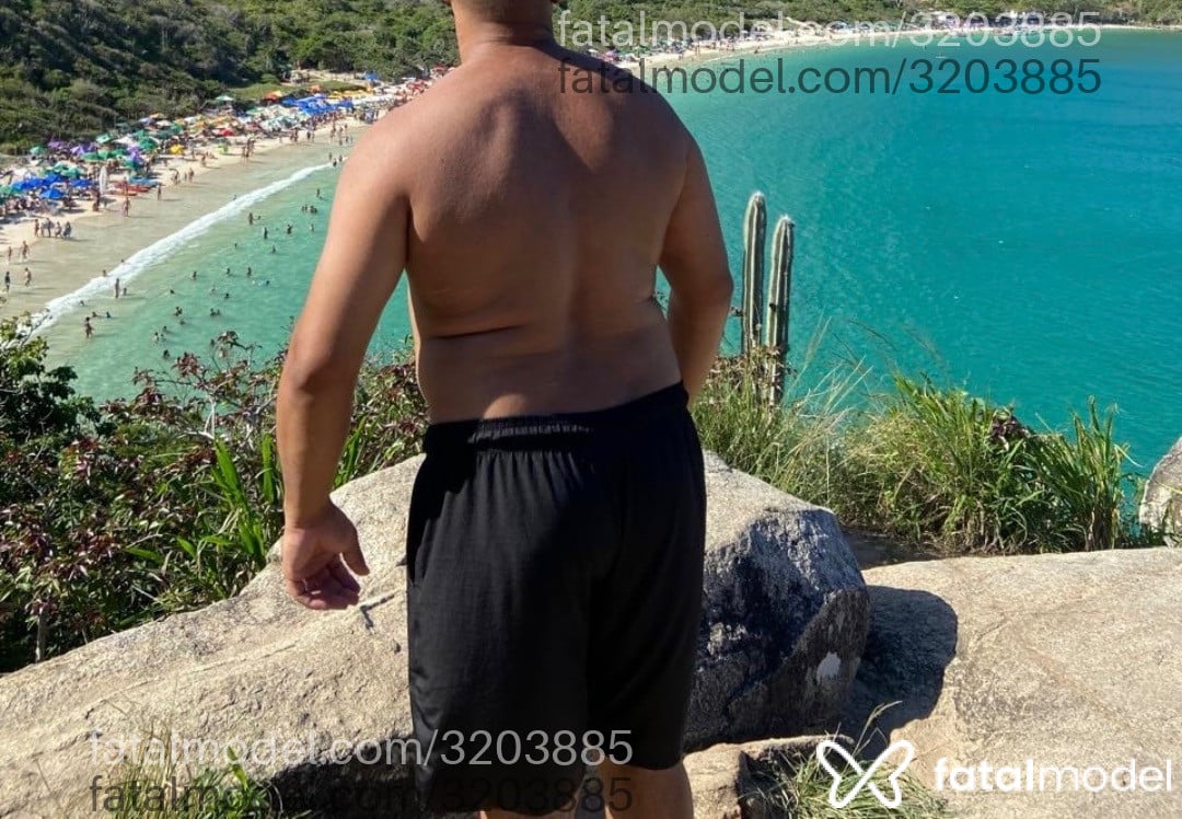 Acompanhante homem morena (o) de olhos castanhos em Rio de Janeiro Acompanhante homem morena (o) de olhos castanhos em Rio de Janeiro - Rodrigo