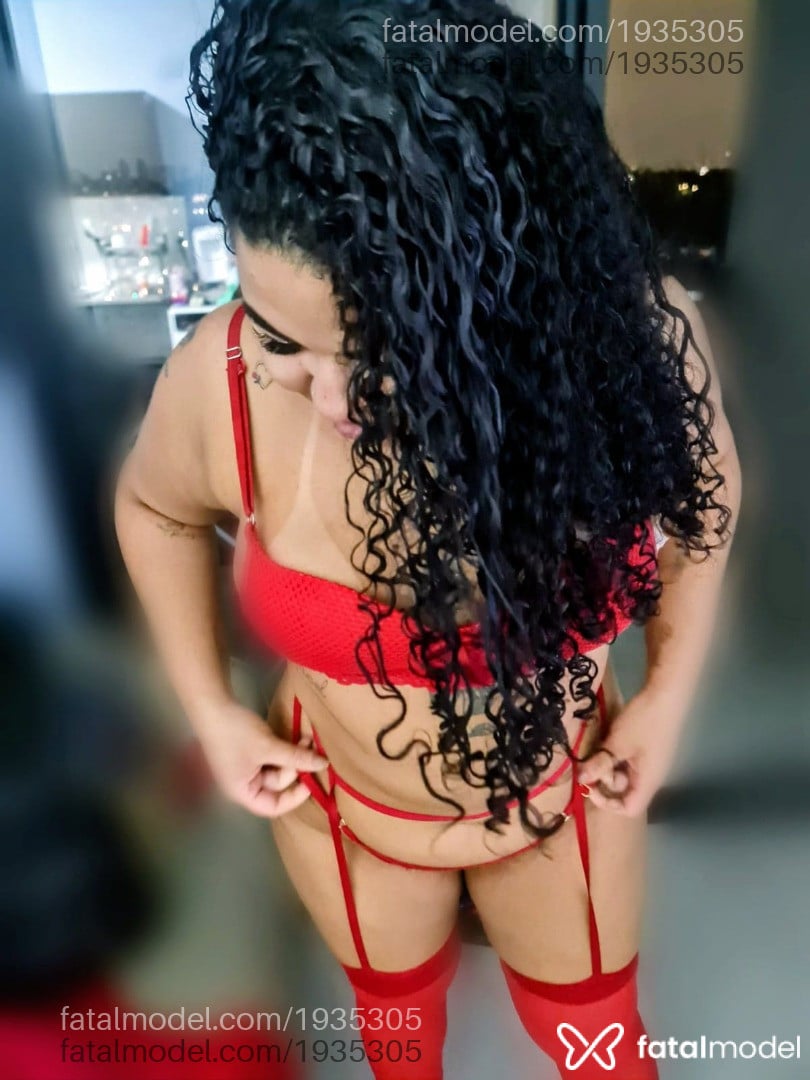 Acompanhante mulher morena (o) de olhos castanhos em São Bernardo do Campo - Saarah