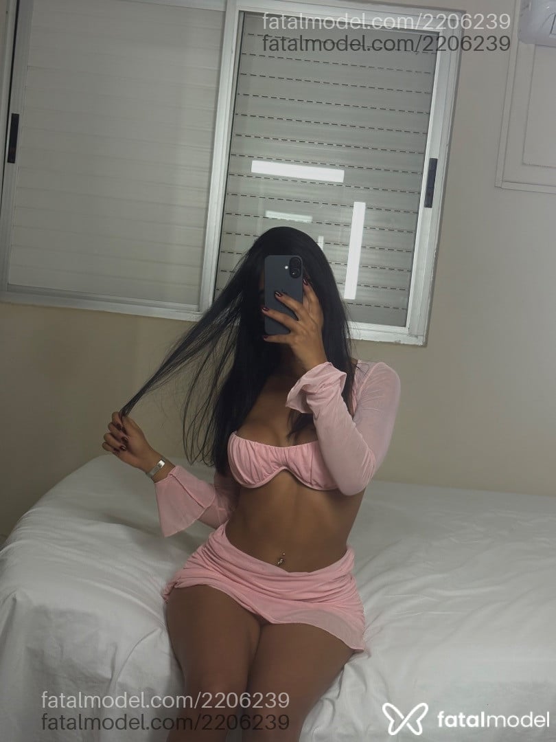 Acompanhante mulher com cabelo castanho de olhos pretos em São Paulo - Sabrina Paz
