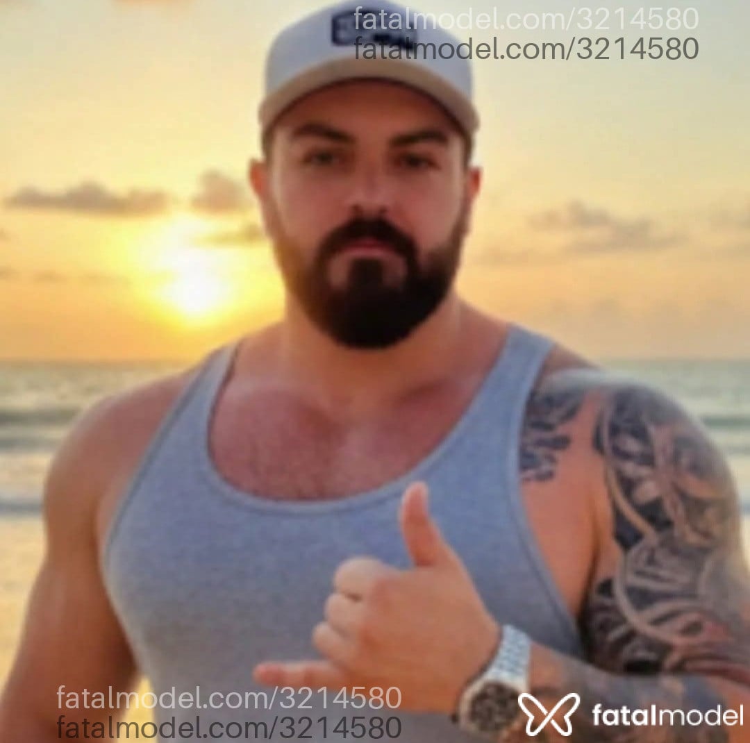 Acompanhante homem com cabelo castanho de olhos castanhos em Corbélia - Canibal