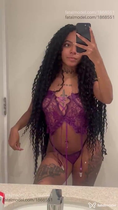 Acompanhante mulher morena (o) de olhos castanhos em São Paulo - Mikaelly