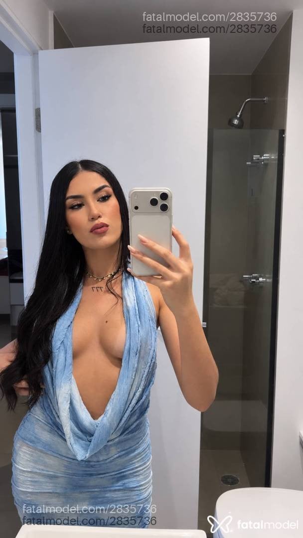 Acompanhante mulher morena (o) de olhos castanhos - Mirella