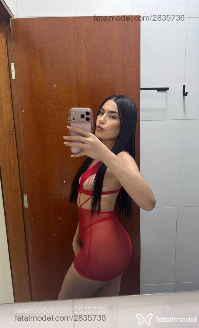 Acompanhante mulher morena (o) de olhos castanhos - Mirella