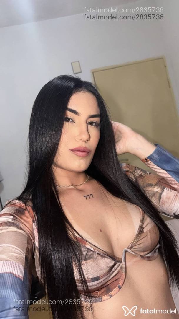 Acompanhante mulher morena (o) de olhos castanhos - Mirella