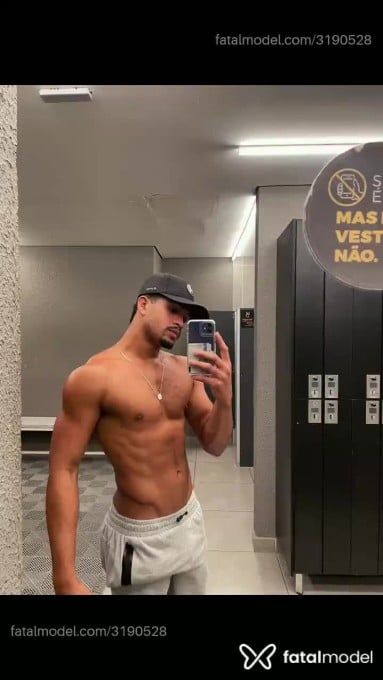 Acompanhante homem morena (o) de olhos pretos em Rio de Janeiro - Gabriel