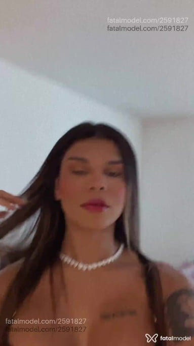 Acompanhante mulher trans morena (o) de olhos pretos em São Paulo - Esther Ribeiro