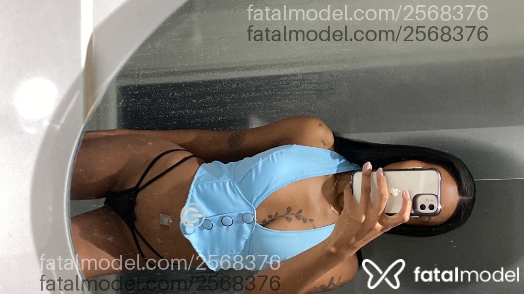 Acompanhante mulher morena (o) de olhos castanhos em São José do Rio Preto Acompanhante mulher morena (o) de olhos castanhos em São José do Rio Preto - Naomi