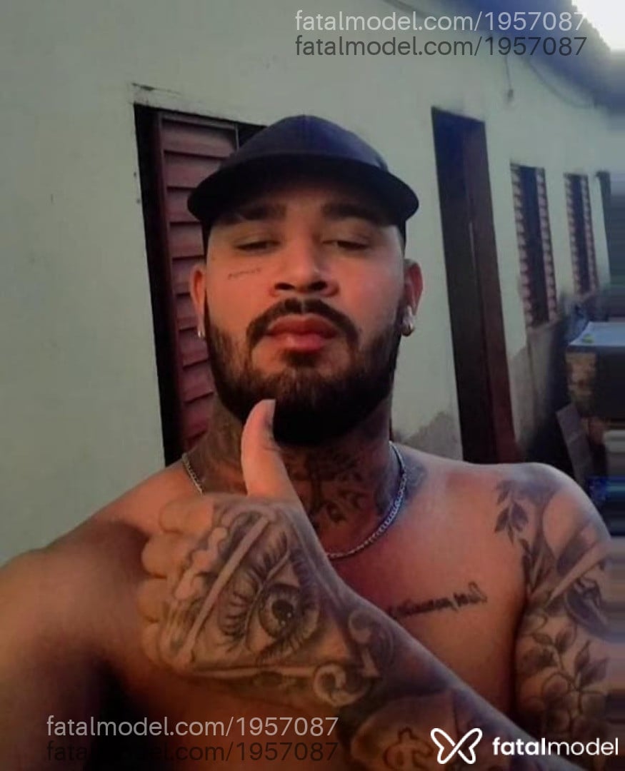 Acompanhante homem morena (o) de olhos pretos em Valparaíso de Goiás Acompanhante homem morena (o) de olhos pretos em Valparaíso de Goiás - Jftesudo