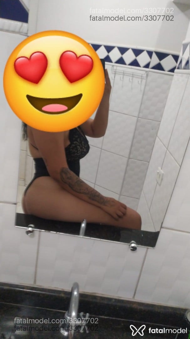 Acompanhante mulher morena (o) de olhos castanhos em Parapuã - Carla Almeida