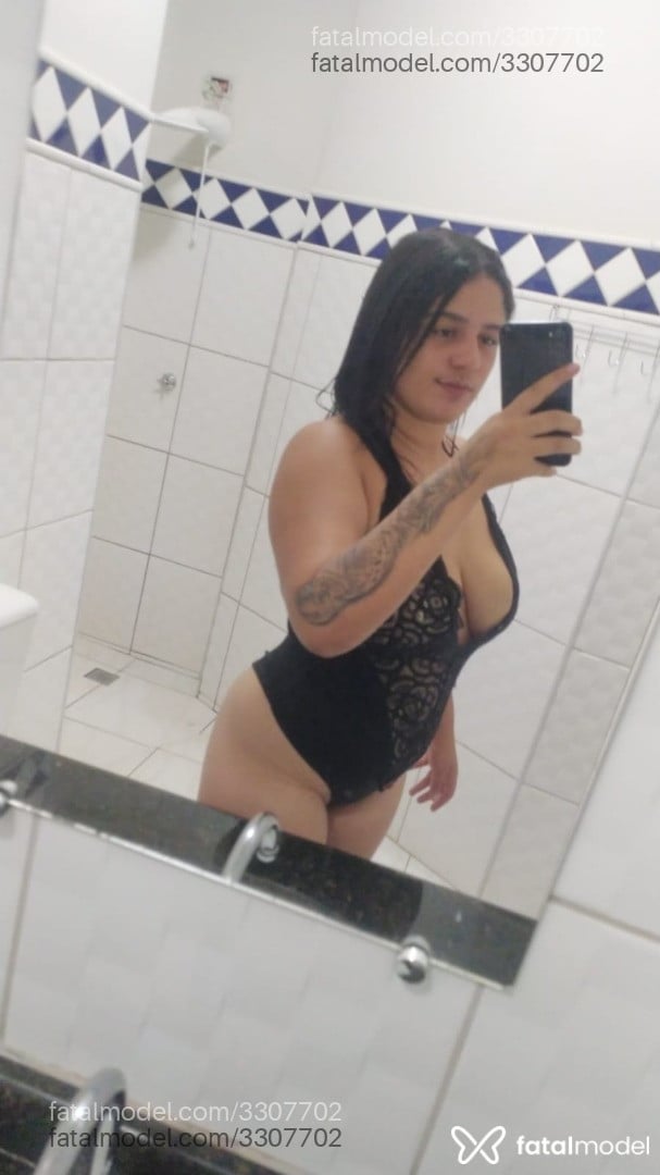Acompanhante mulher morena (o) de olhos castanhos em Parapuã - Carla Almeida